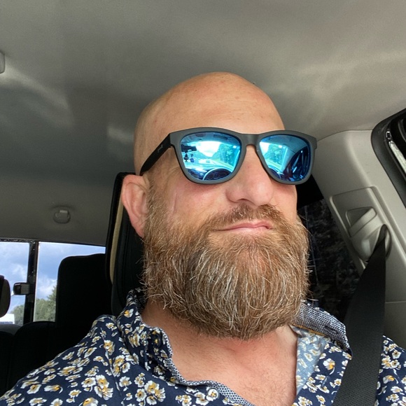 Meet your Posher, Brandon - Picture 4 of 5